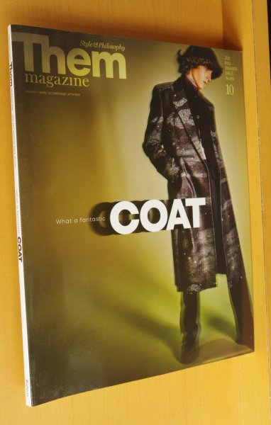 画像1: Them magazine No.036 COAT コート 村田凪/ダンヒル/バレンシアガほか ゼムマガジン 2021年10月号 (1)